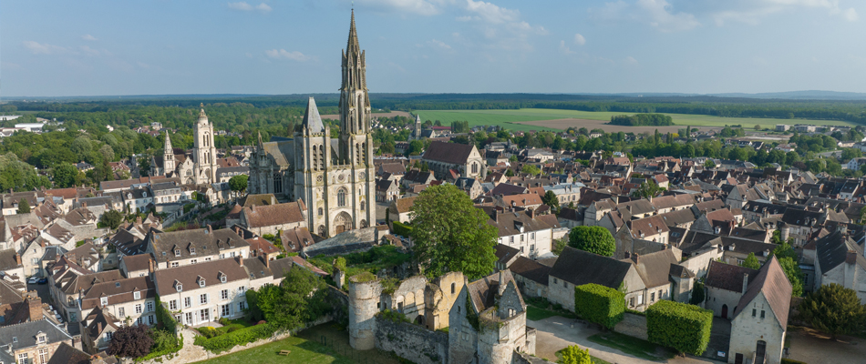 Image en deux parties de la ville de Senlis